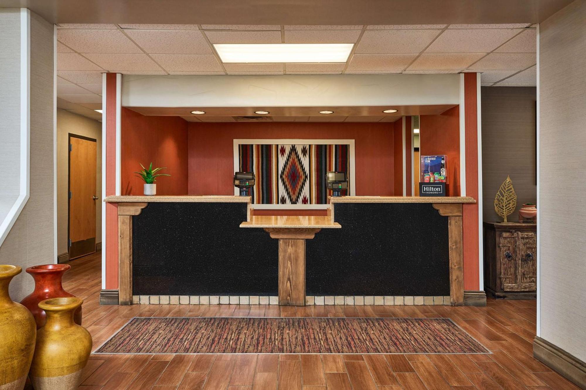 Hampton Inn Таос Екстер'єр фото