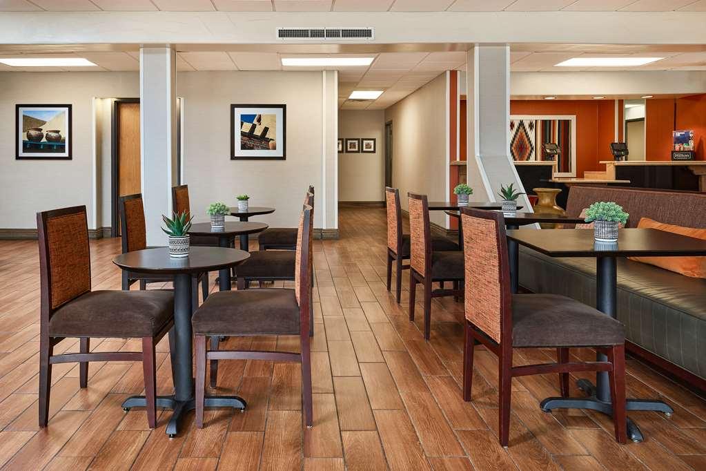 Hampton Inn Таос Ресторан фото